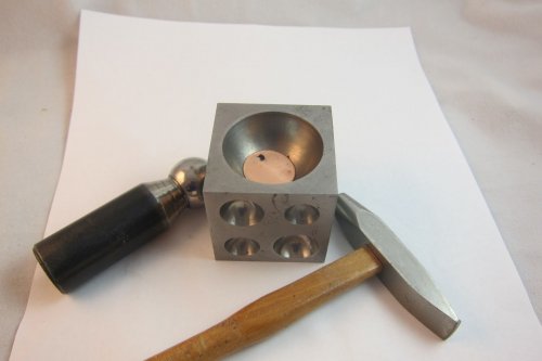 Karen Meador, Ph.D.'s Working with Transparent Enamels Part 2 -The Use of Flux with Transparent Enamels on Copper  - , Enameling, Enamel Jewelry Supplies, Enamel, Enameling, Enameled Jewelry, dap the disks